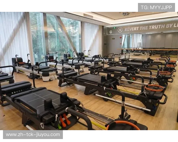 高效燃脂器械指南：适合女生使用的健身房王牌设备盘点